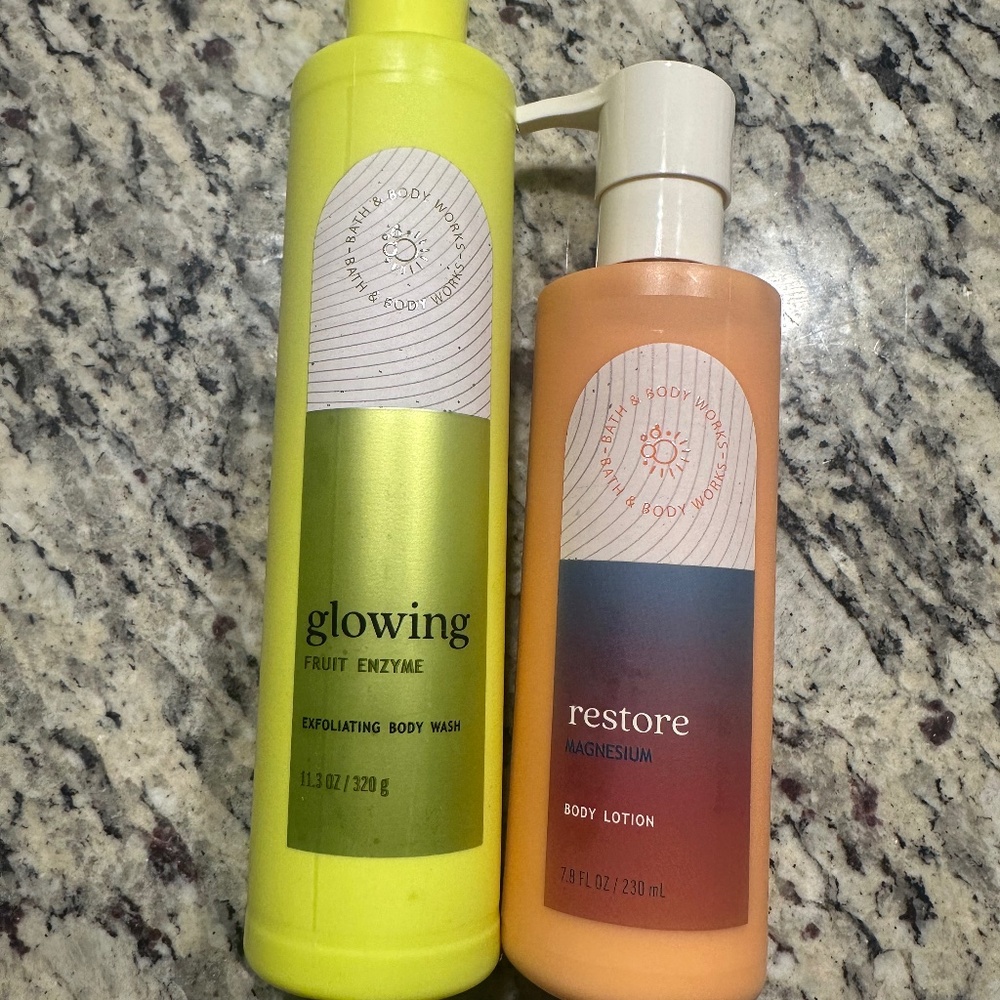 Bath & Body Works 2 piece set Glowing Exfoliating & Restore Magenisum Lotion